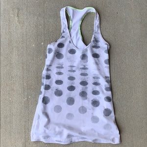 Lululemon size 4 tank